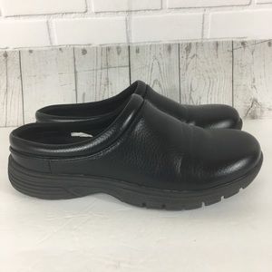 Bass Propel Women’s Clogs Size 6.5
